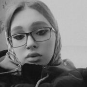 Знакомства Каменногорск, девушка Юлия, 21