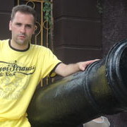  ,   Oskar, 39 ,   