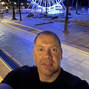  ,   Ernestas, 46 ,   , c , 