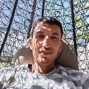  ,  Islombek, 34