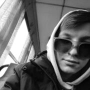  ,   Aleksander, 26 ,     