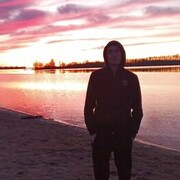  ,  Razif, 23