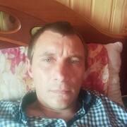  ,  Urjy, 42