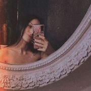   ,  Nelli, 25