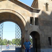  ,   ARMEN, 40 ,  