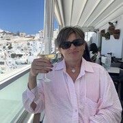  ,   Nadia, 57 ,   c 