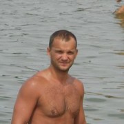  ,   Alex, 43 ,   