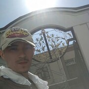  ,   Abduqodir, 33 ,  