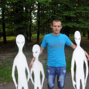  ,   Artiom, 33 ,   ,   , c 