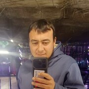  ,  Artur, 34