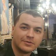  ,  Roman, 34