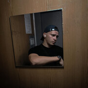  ,   Nikita, 18 ,   ,   