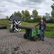 ,   Mikhail, 31 ,   ,   