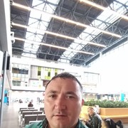  ,  DENIS, 39