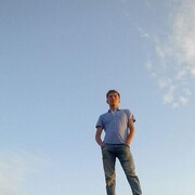  ,  Alek, 36