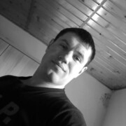  ,  Vitalii, 35