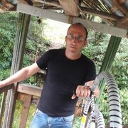  ,   Zviadi, 45 ,  