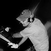  ,   DJ FARA, 34 ,     , c 