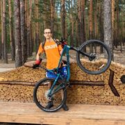  ,  Andrey, 30