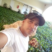  ,   Gustavo, 42 ,   ,   