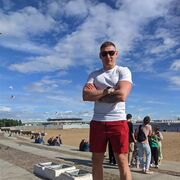  ,   Maxim, 38 ,   ,   