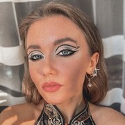  ,   Angelina, 28 ,   ,   