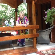  ,   Tatiana, 76 ,   ,   , c 