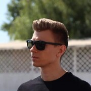  ,  Evgen, 34