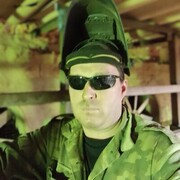  ,   Viktor, 40 ,   ,   