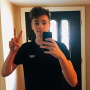  ,  Sam, 25