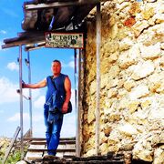  ,   Makar, 62 ,   c 