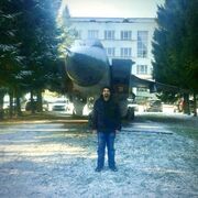  ,  Monir, 44