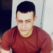  ,  Vazgen, 25