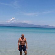  ,   Omur, 54 ,   ,   