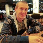  ,  Ruslan, 24