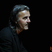  ,   Leon, 48 ,   