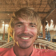  ,  ILiya, 33