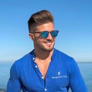  ,  Ahmed, 35