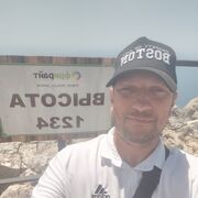  ,   Alekc, 42 ,   ,   
