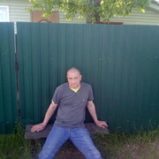 ,   Nik, 43 ,   ,   