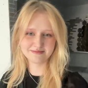  , 