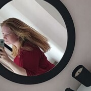  , 