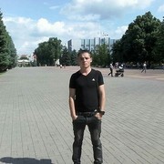  --,   Sasha, 32 ,   