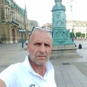  ,   Andrea, 48 ,   ,   