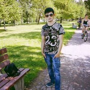  ,  Mamat, 32