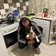  ,  Danya, 24