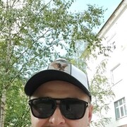  ,  Andrey, 34
