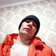  --,   Dominik, 33 ,   ,   