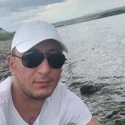  ,  Alik, 38