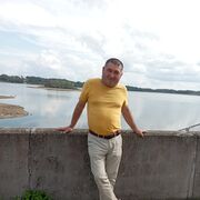  Robousy,  Akmal Jon, 47